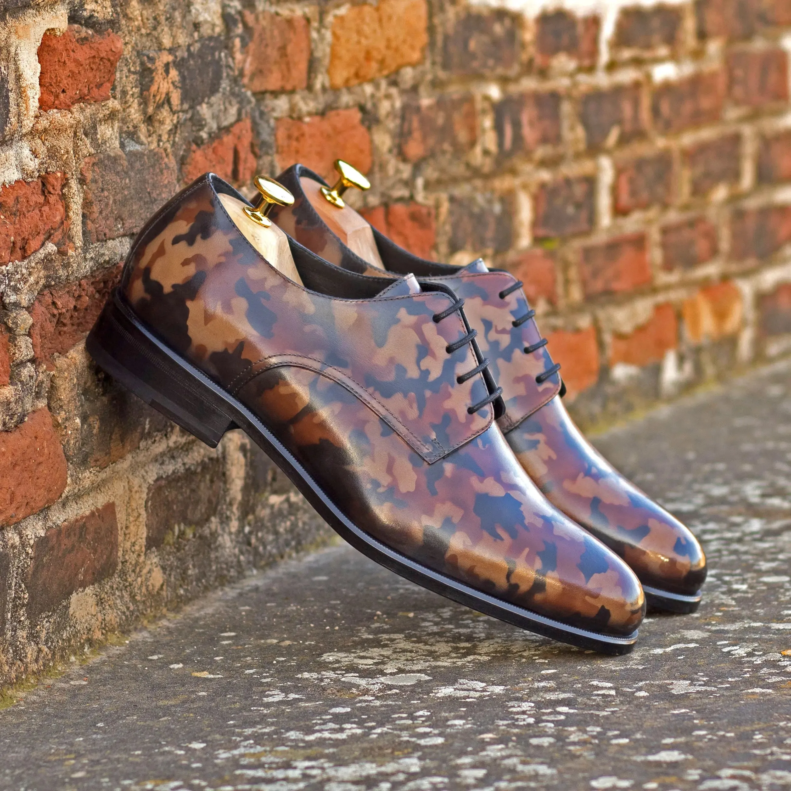 DapperFam Vero in Brown Men's Hand-Painted Patina Derby