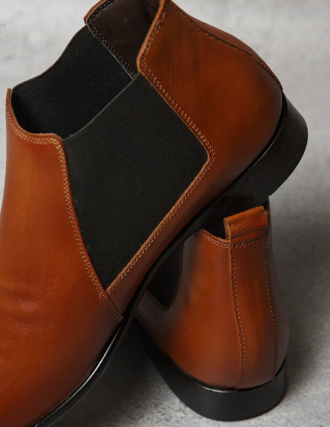 Kanvas Explorer Chelsea Boots