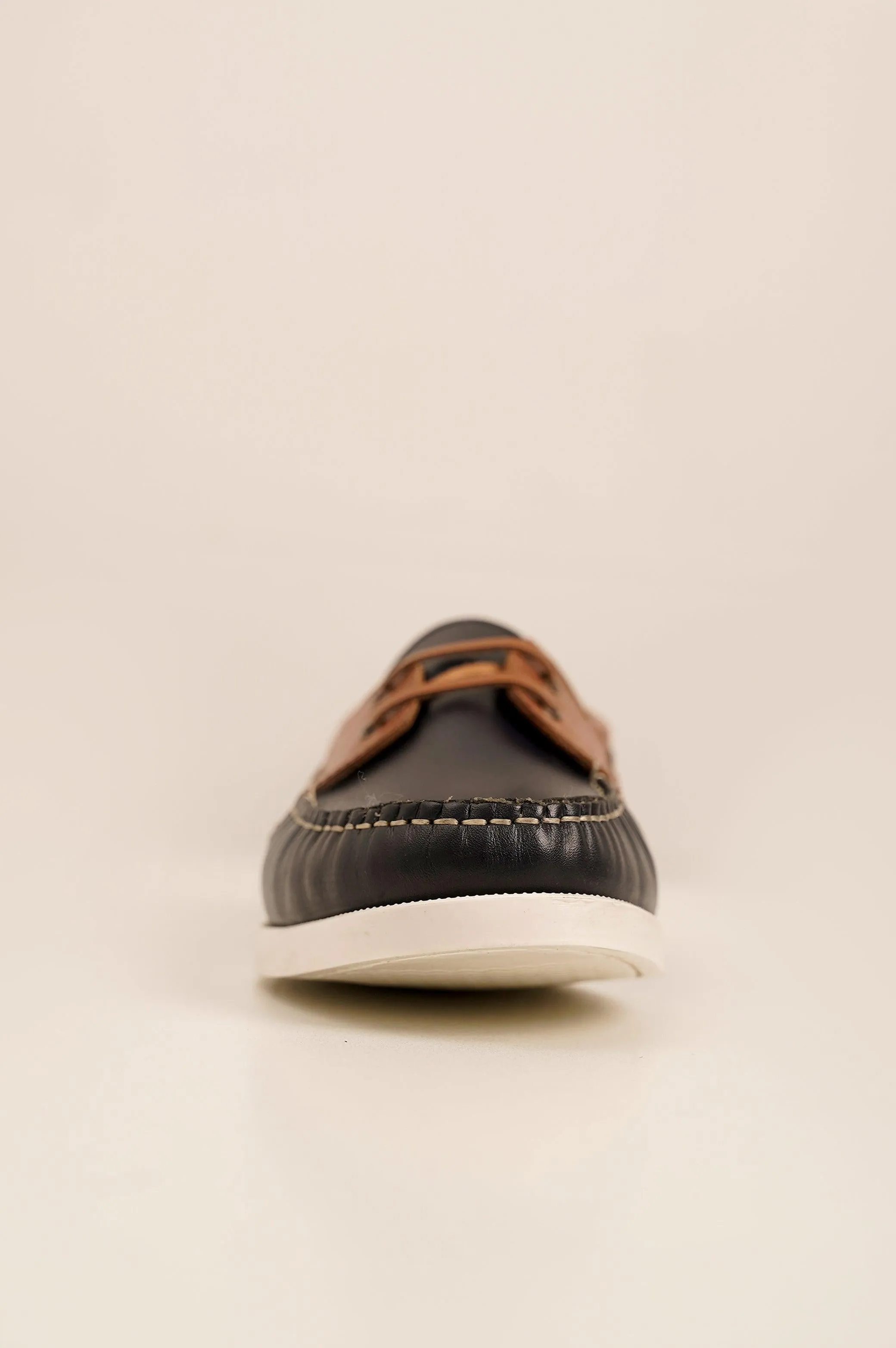 LEATHER BOAT SHOES