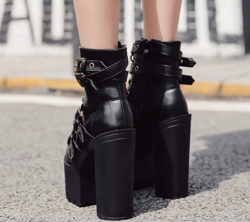 Women Gothic Platform Rivet Black Zipper Boots