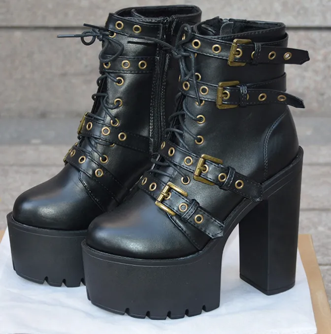 Women Gothic Platform Rivet Black Zipper Boots