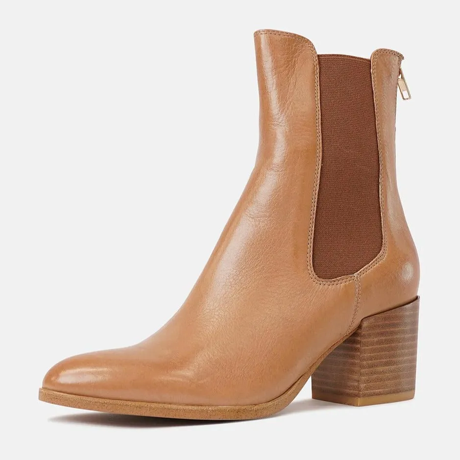 Zoltan Tan Leather Chelsea Boots